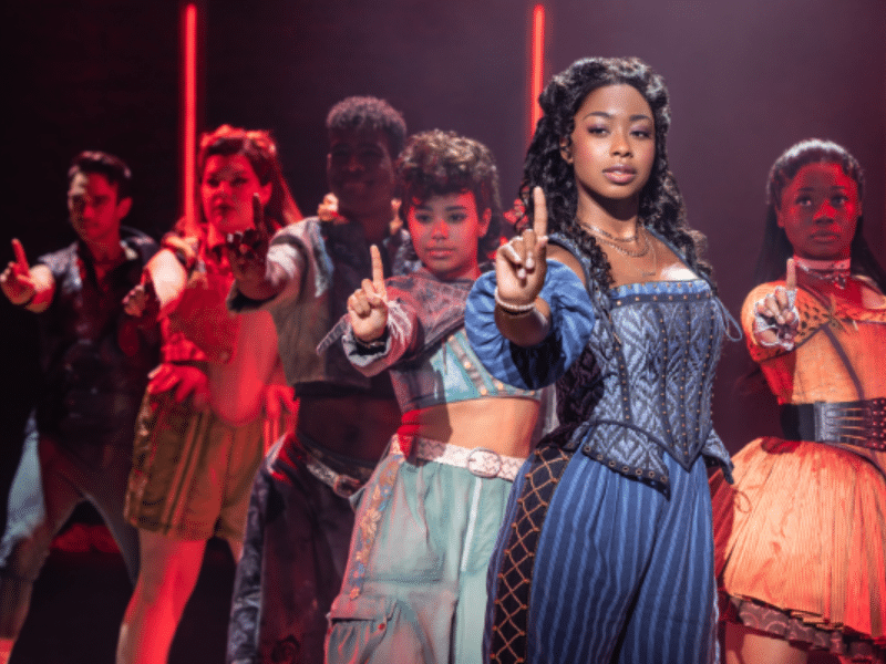 Broadway jukebox musical "& Juliet